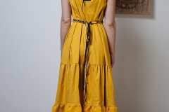 1_Look-5-back